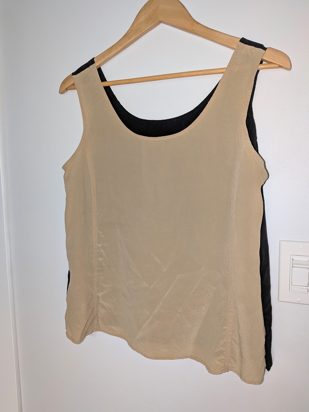 Vintage Beige and Black Sleeveless Layered Tank Top